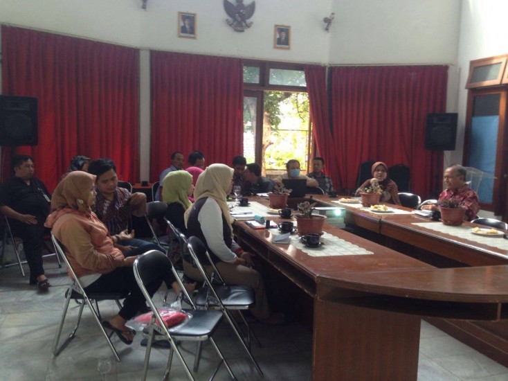 TATA KERJA PENYELENGARA PEMILU DALAM PEMILIHAN KEPALA DAERAH