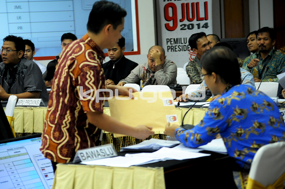 KPU Tetapkan Rekap Suara Pilpres untuk 28 Provinsi