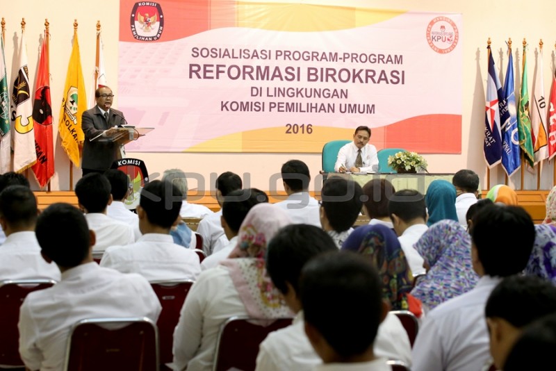 Arif Ajak Pegawai KPU Berkomitmen dalam Reformasi Birokrasi