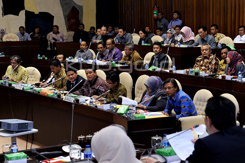 RDP Lanjutan, KPU – Bawaslu Paparkan Data Tahapan Pencalonan.