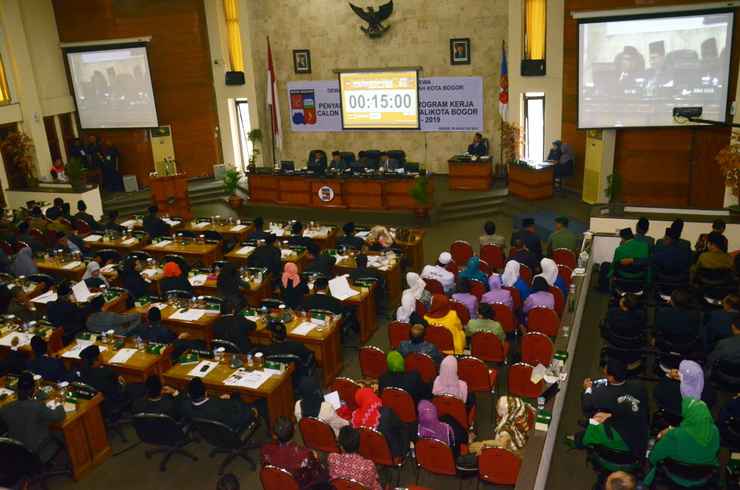 Lima Cawalkot Sampaikan Visi-Misi Di DPRD