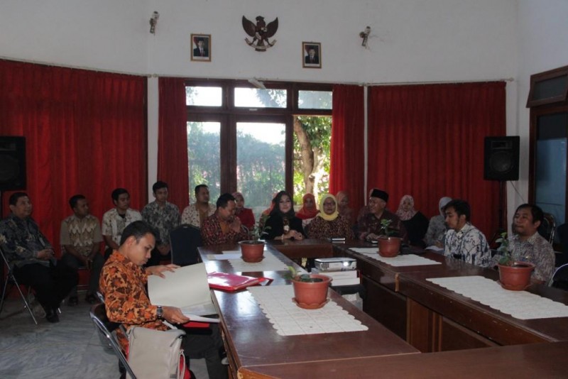 KUNJUNGAN ANGGOTA DPD RI KE KPU KOTA BOGOR 