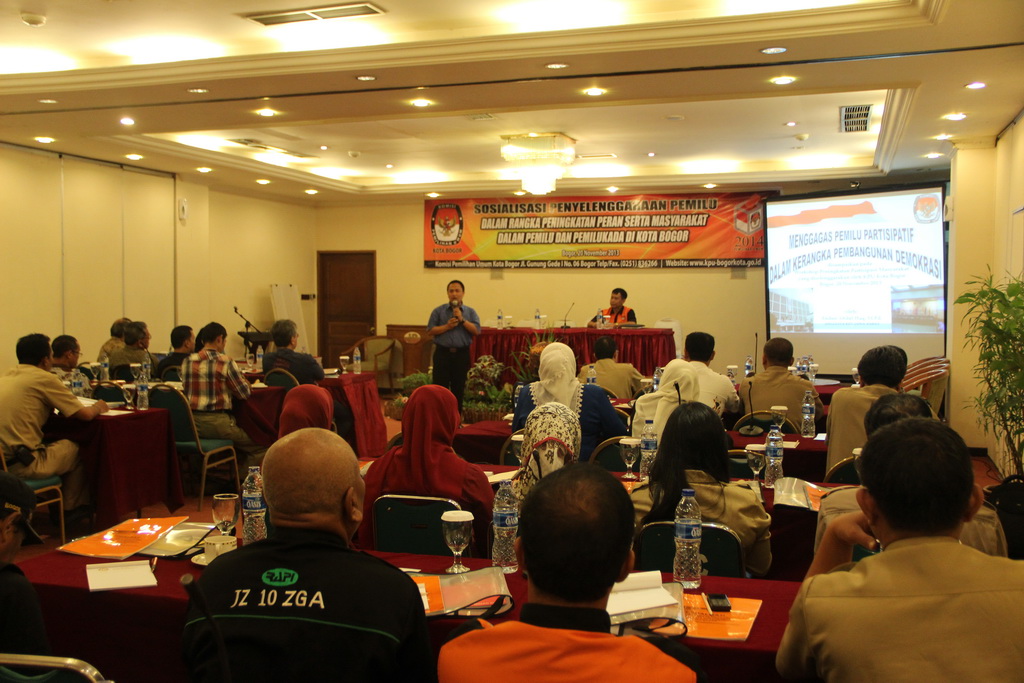 MENINGKATKAN PARTISIPASI PEMILIH DALAM PEMILU DAN PEMILUKADA