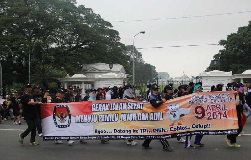 GERAK JALAN SEHAT MENUJU PEMILU LEGISLATIF TAHUN 2014