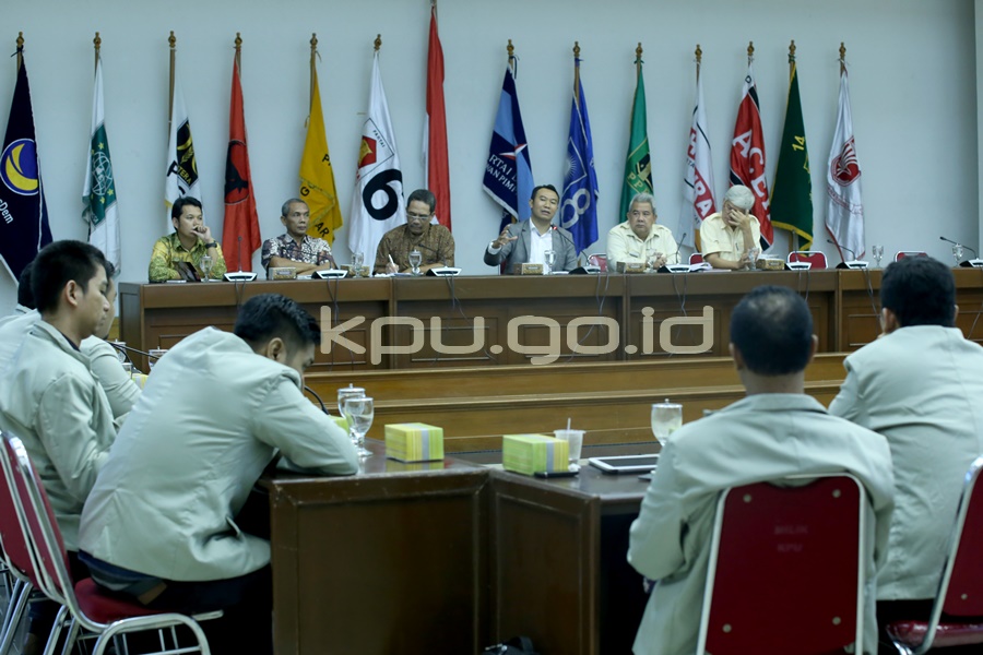 Magister Hukum UGM, Kunjungi KPU