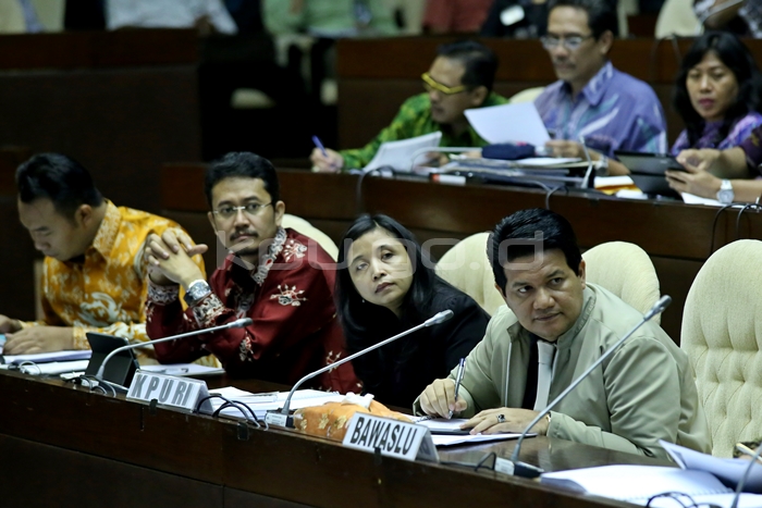 174: Jumlah Paslon Perseorangan Yang Memenuhi Syarat Untuk Pilkada 2015