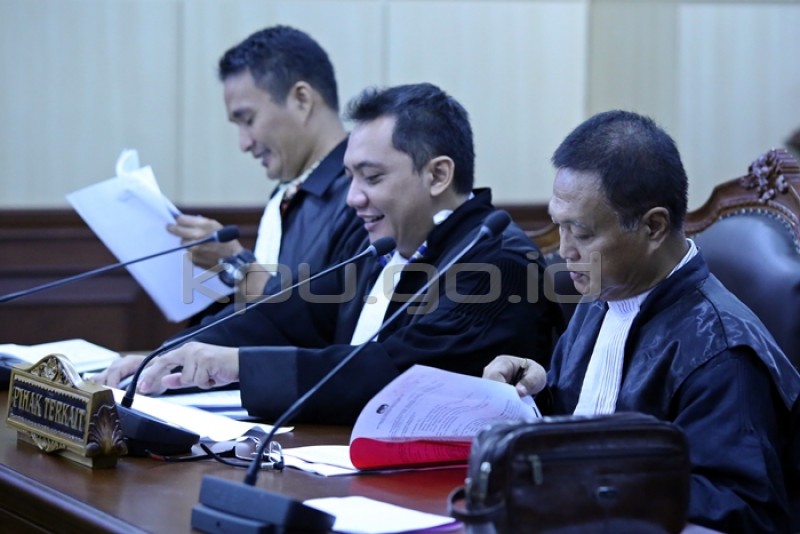 Pihak Terkait Minta MK Konsisten Pada Pasal 158 UU 8/2015
