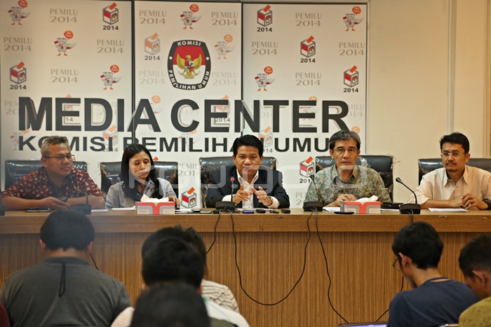 KPU Provinsi dan KPU Kabupaten/Kota Tetapkan Peserta Pilkada 2015