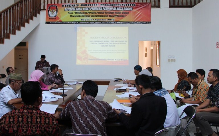 FOCUS GROUP DISCUSSION REFLEFKSI TERHADAP HASIL RISET PERILAKU PEMILIH DALAM PEMILIHAN UMUM TAHUN 2014 DI KOTA BOGOR